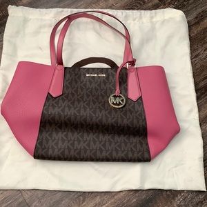Michael Kors Tote